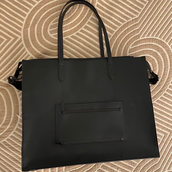 Beis Work Tote - Picture 2 of 7